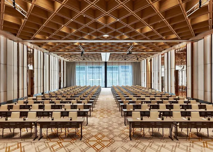 Hotel Hyatt Regency Sukhumvit 5*