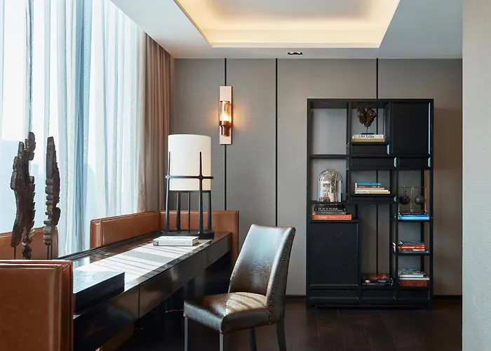 Hyatt Regency Sukhumvit 5*